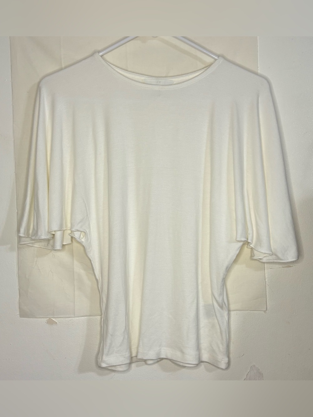 H&M Women's White Flutter Sleeve Top